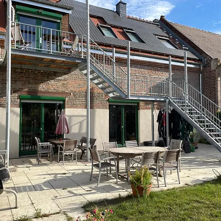 Apartmán In Historischem 3-seitenhof *